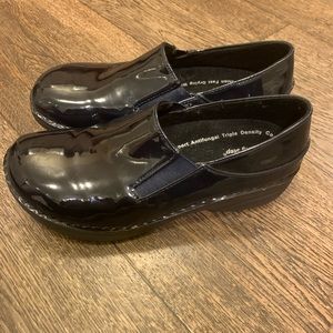 Navy Nursing Shoes